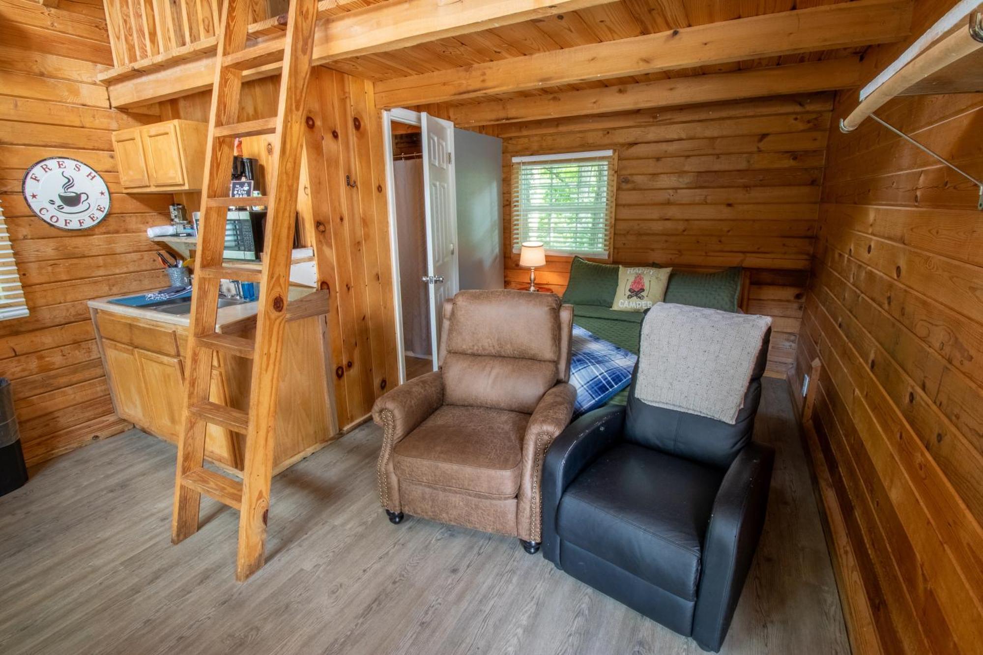Kozy Haven Log Cabin Rentals Columbia Exteriör bild