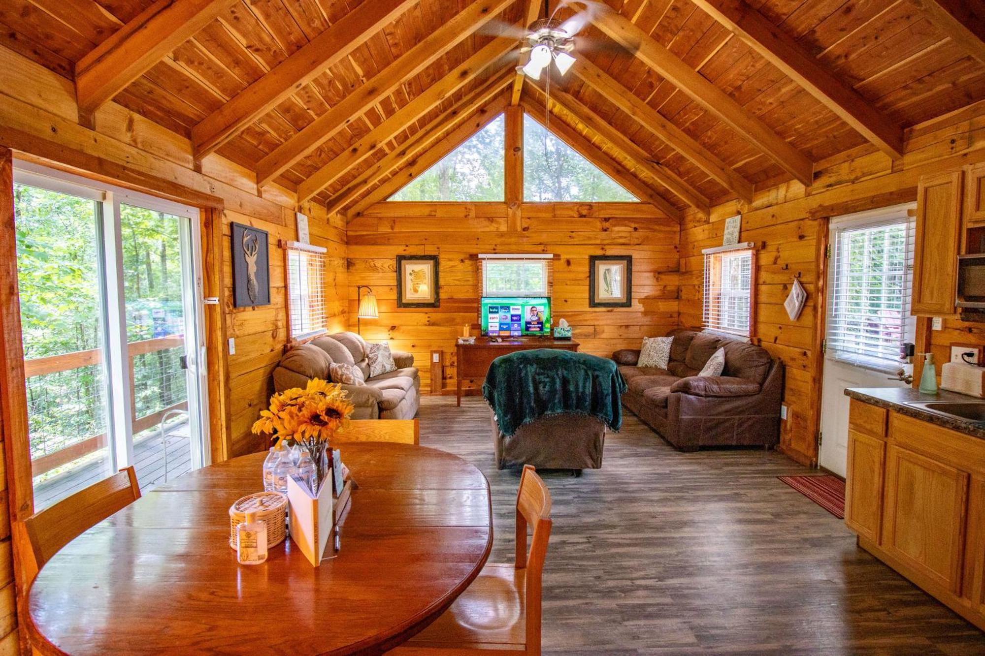 Kozy Haven Log Cabin Rentals Columbia Exteriör bild